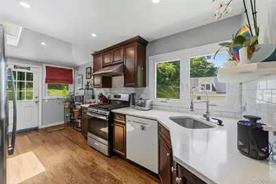 1463 Lincoln Terrace, Peekskill, NY 10566 - Photo 7