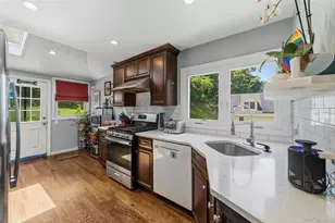 1463 Lincoln Terrace, Peekskill, NY 10566 - Photo 7