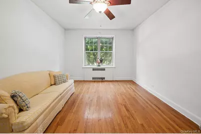 7 Midland Gardens #1M, Bronxville, NY 10708 - Photo 15