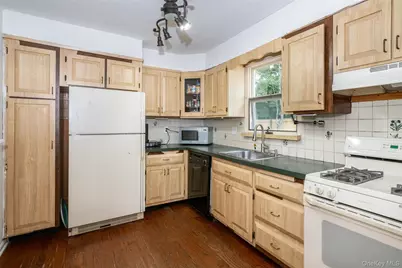40 Florence Avenue, Dobbs Ferry, NY 10522 - Photo 7