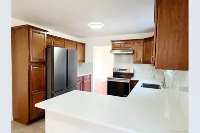 89 Railroad Avenue, Center Moriches, NY 11934 - Photo 15