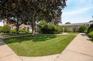 68 Fair Harbor Dr, Patchogue, NY 11772 - Photo 15