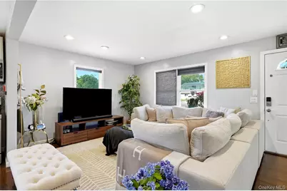 382 Johnson Avenue, Bohemia, NY 11716 - Photo 5