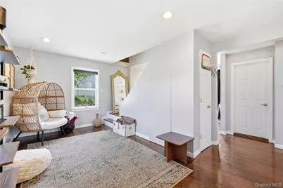 382 Johnson Avenue, Bohemia, NY 11716 - Photo 11