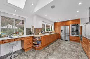 863 Richmond Rd, East Meadow, NY 11554 - Photo 13