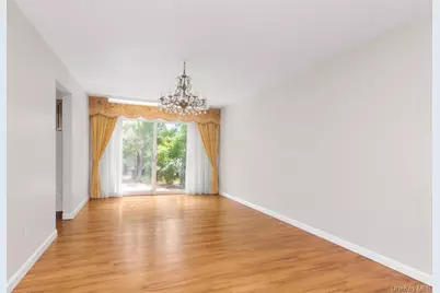 201 Shonnard Terrace, Yonkers, NY 10701 - Photo 3