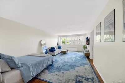 370 Westchester Avenue #3M, Port Chester, NY 10573 - Photo 5