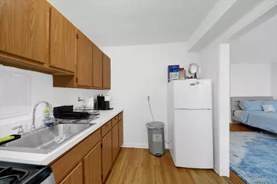 370 Westchester Avenue #3M, Port Chester, NY 10573 - Photo 13