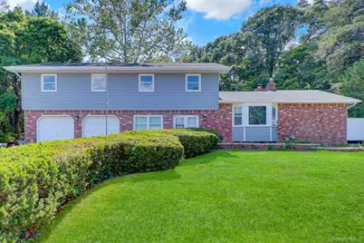 6 Stonington Circle, Wheatley Heights, NY 11798 - Photo 1