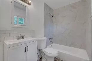6 Stonington Cir, Wheatley Heights, NY 11798 - Photo 17
