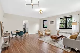 160-28 17th Ave, Whitestone, NY 11357 - Photo 5