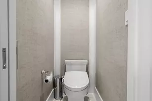 41 Strickland Pl, Manhasset, NY 11030 - Photo 19