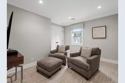 41 Strickland Place, Manhasset, NY 11030 - Photo 21