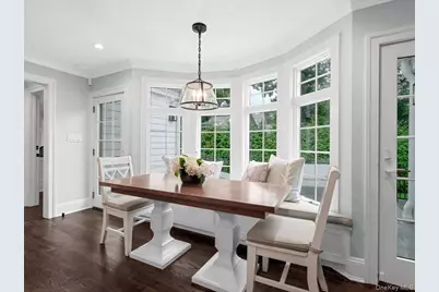 41 Strickland Place, Manhasset, NY 11030 - Photo 11