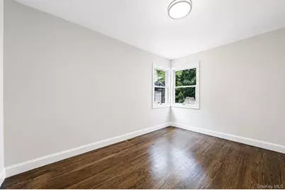 245 Melville Road, Huntington Station, NY 11746 - Photo 13