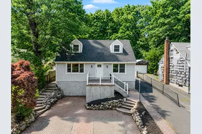 245 Melville Road, Huntington Station, NY 11746 - Photo 37