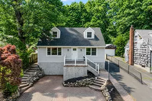 245 Melville Rd, Huntington Station, NY 11746 - Photo 37