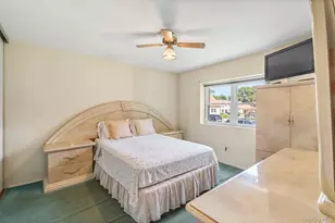 528 Lake Ct, Middle Island, NY 11953 - Photo 9