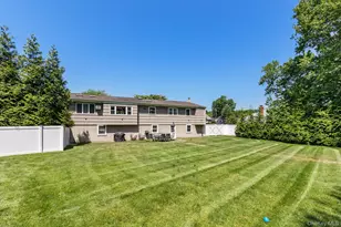 47 Wilson St, Blue Point, NY 11715 - Photo 5