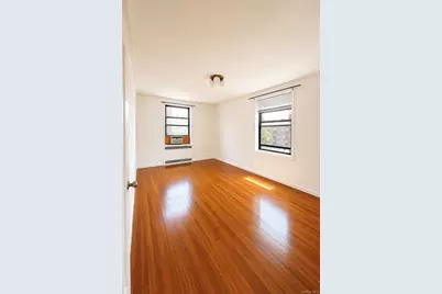 3338 Parsons Boulevard #5, Flushing, NY 11354 - Photo 3