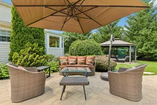 14 Thrush Ct, East Northport, NY 11731 - Photo 37