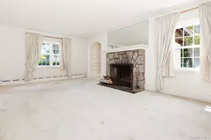 9 Leith Pl, White Plains, NY 10605 - Photo 3