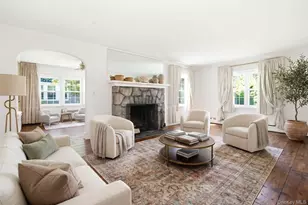 9 Leith Pl, White Plains, NY 10605 - Photo 5