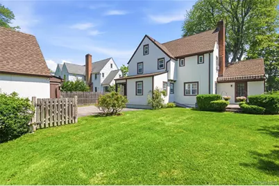 9 Leith Place, White Plains, NY 10605 - Photo 33
