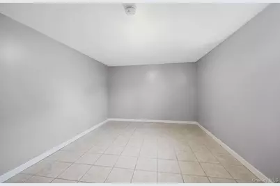 366 Albany Avenue, Amityville, NY 11701 - Photo 23