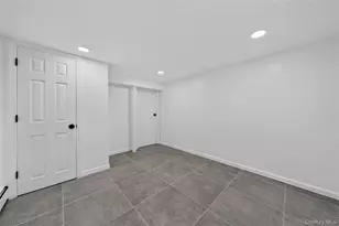 28 Roslyn Ave, Selden, NY 11784 - Photo 23
