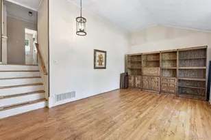 24 Oakley Dr, Huntington Station, NY 11746 - Photo 7