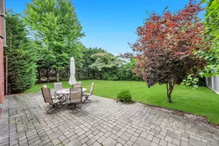 52 Yorktown St, Rockville Centre, NY 11570 - Photo 9