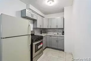 89-15 Parsons Blvd, Jamaica, NY 11432 - Photo 11
