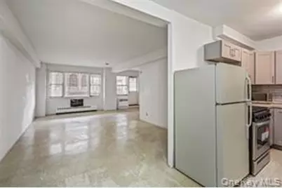 89-15 Parsons Boulevard, Jamaica, NY 11432 - Photo 3