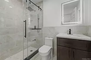 6 Regal Ln, Levittown, NY 11756 - Photo 15