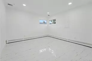 6 Regal Ln, Levittown, NY 11756 - Photo 13