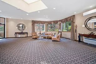99 S Park Ave, Rockville Centre, NY 11570 - Photo 19