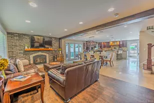 8 Feather Ln, Commack, NY 11725 - Photo 7