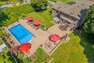 8 Feather Lane, Commack, NY 11725 - Photo 3