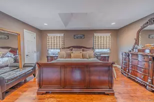 8 Feather Ln, Commack, NY 11725 - Photo 23