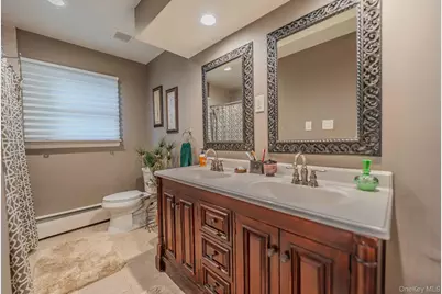 8 Feather Lane, Commack, NY 11725 - Photo 27