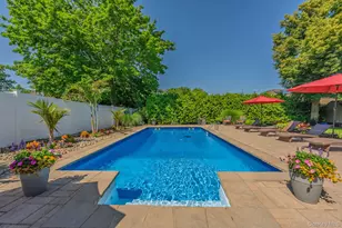 8 Feather Ln, Commack, NY 11725 - Photo 33