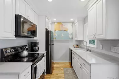 142 7th Street, Saint James, NY 11780 - Photo 7