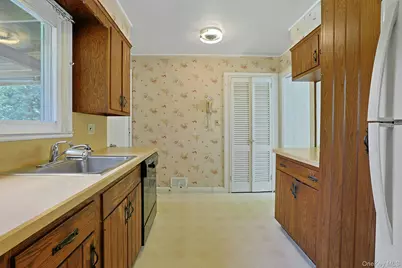 2838 Mead Street, Yorktown Heights, NY 10598 - Photo 13