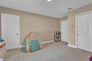 4 St Marks Pl, Stony Brook, NY 11790 - Photo 21