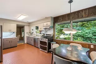790 Bryant Ave, Roslyn, NY 11576 - Photo 15