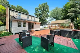 38 E Lyons St, Melville, NY 11747 - Photo 35