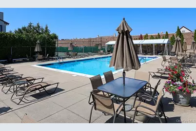 155 Laurel Lane, Wantagh, NY 11793 - Photo 33