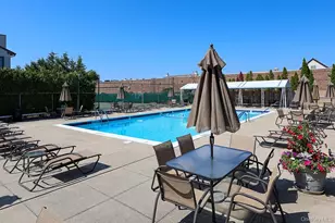 155 Laurel Ln, Wantagh, NY 11793 - Photo 33