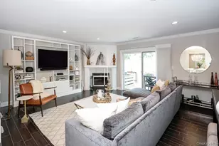 155 Laurel Ln, Wantagh, NY 11793 - Photo 11